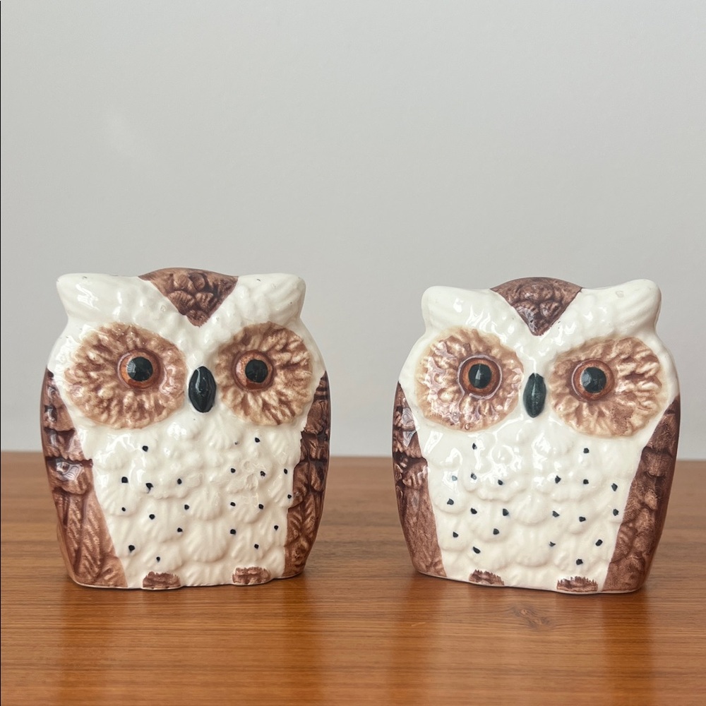 Vintage Enesco Owl Napkin or Letter Holder (2)